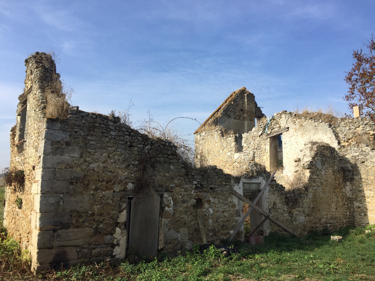 Ferme d'Ithe [Le Tremblay-sur-Mauldre - 78623] : Bâtiment 1 vu depuis le sud-est