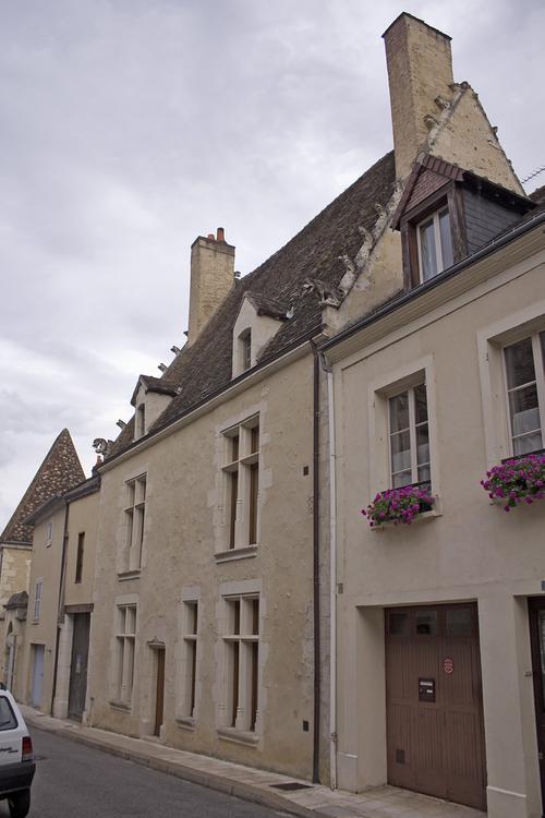 4 rue Bourg le Comte [Nogent-le-Rotrou - 28280] : Corps sur rue, façade sud